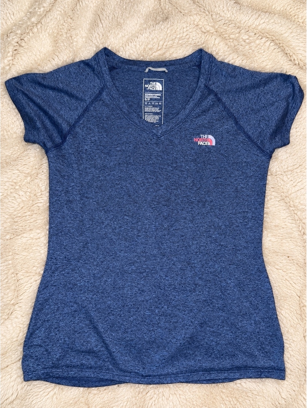The North Face Women's Short Sleeve V-Neck T-Shirt Size S Blue